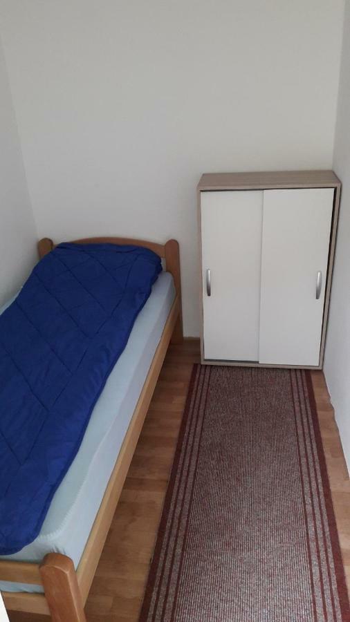 Hostel Trajan Donji Milanovac Buitenkant foto